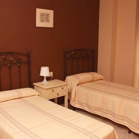 Hostal Tilos Malaga Exterior photo